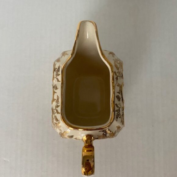 Vintage Sadler Milk Jug/ Creamer. White and gold. England 1930's (item # 2026) - Picture 6 of 9